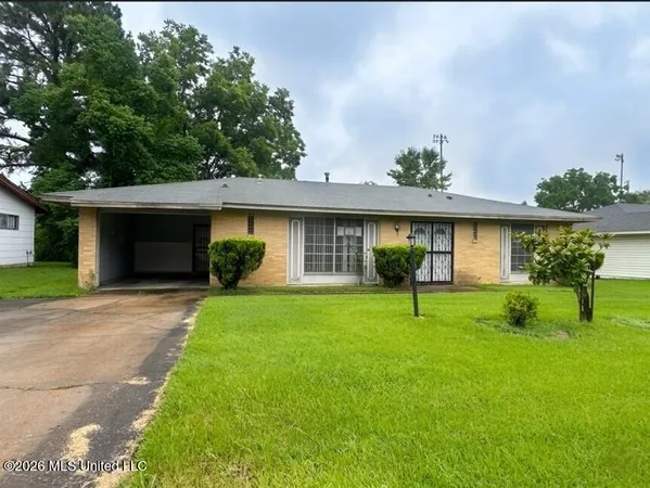 $55,000 | 2002 Queensroad Avenue, Jackson, MS 39213