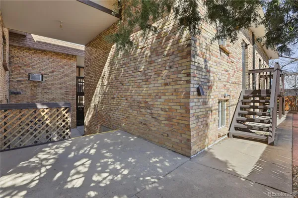 $235,000 | 1390 Everett Court, Unit 209, Lakewood, CO 80215