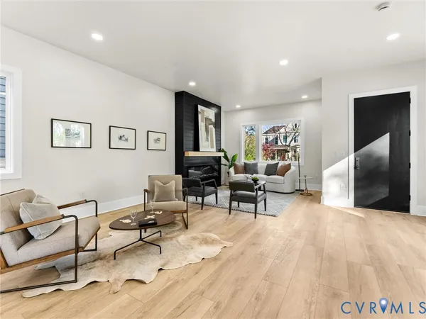 $599,950 | 2200 3rd Avenue, Richmond, VA 23222
