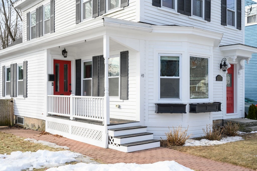 49 Prospect Street Georgetown, MA 01833 - Photo 3 of 39 Gallery Image 3