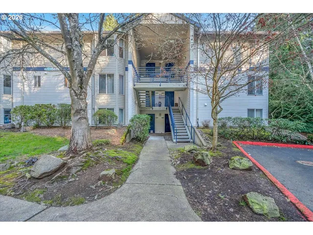 $239,995 | 5142 Southwest Multnomah Boulevard, Unit H, Portland, OR 97219