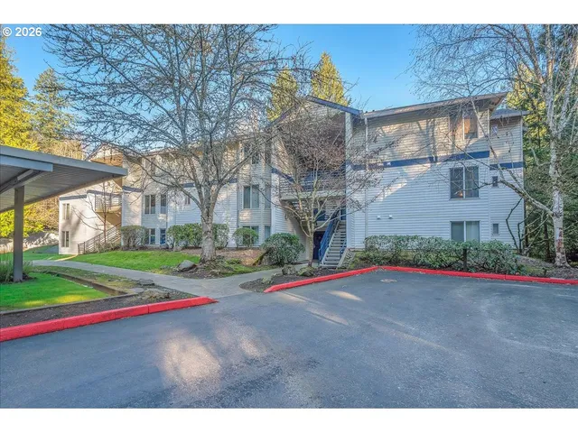 $239,995 | 5142 Southwest Multnomah Boulevard, Unit H, Portland, OR 97219
