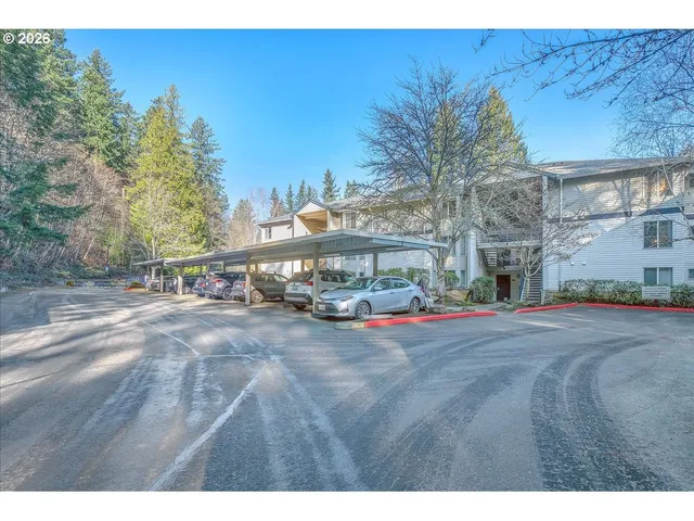 $239,995 | 5142 Southwest Multnomah Boulevard, Unit H, Portland, OR 97219