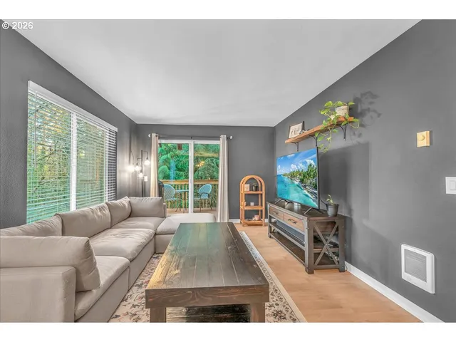 $239,995 | 5142 Southwest Multnomah Boulevard, Unit H, Portland, OR 97219