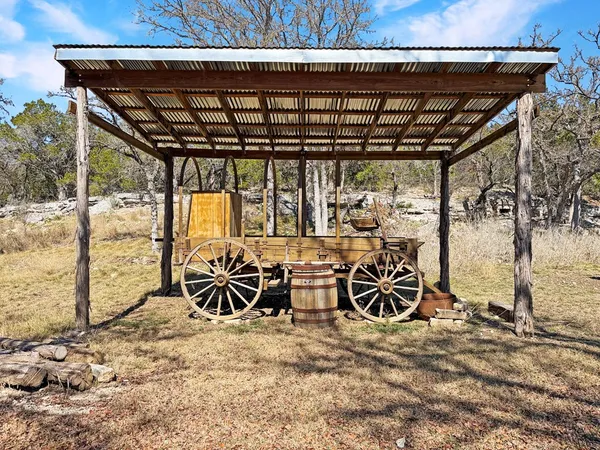 $1,500,000 | 196 Rock Bottom Road, Hunt, TX 78024