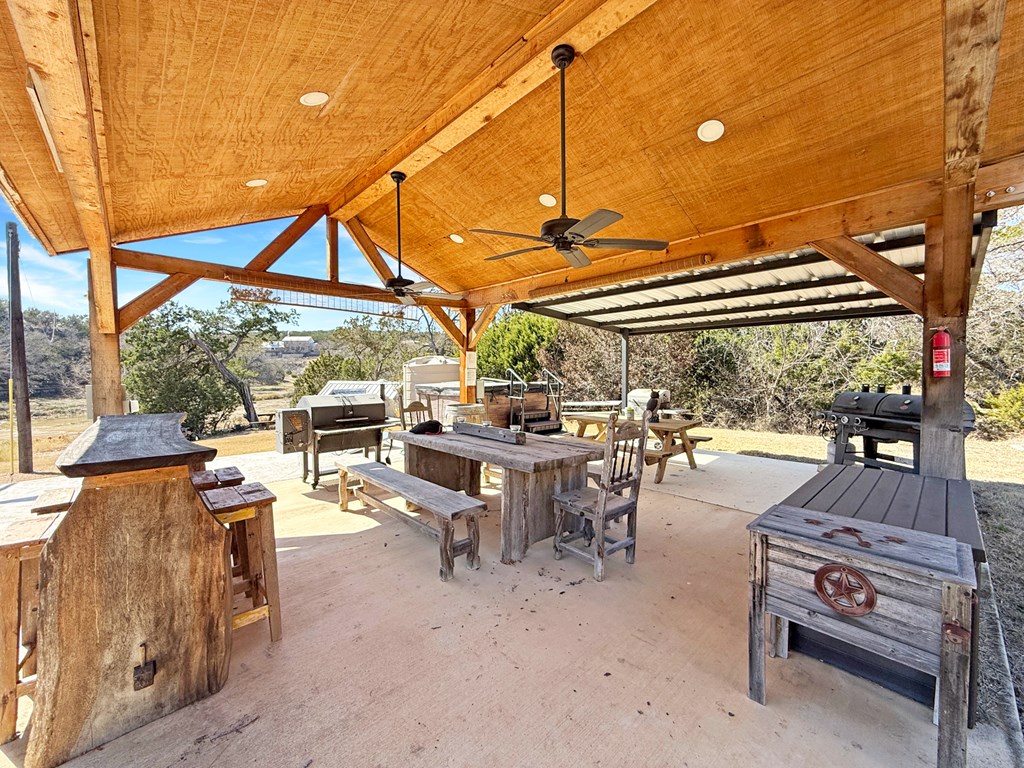 196 Rock Bottom Road Hunt, TX 78024 - Photo 7 of 44