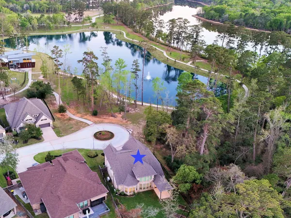 $739,900 | 126 Keechie Creek Court, Conroe, TX 77304