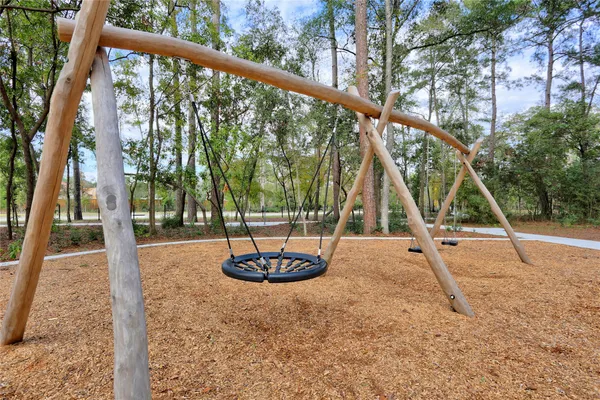 $739,900 | 126 Keechie Creek Court, Conroe, TX 77304