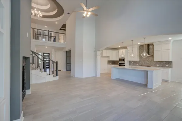 $739,900 | 126 Keechie Creek Court, Conroe, TX 77304