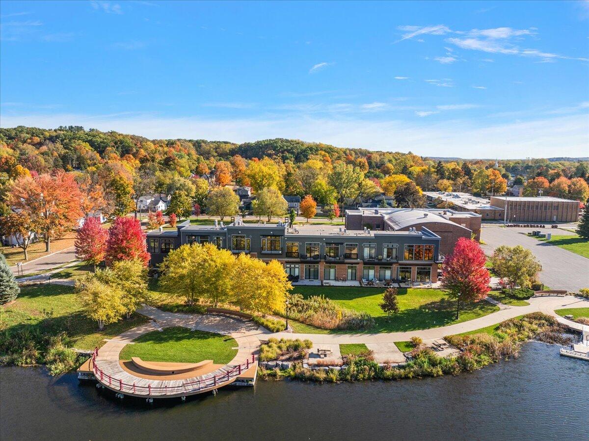 220 King Street, Unit 10 Lowell, MI 49331 - Photo 17 of 19 06-220 King St #10, Lowell, MI-6