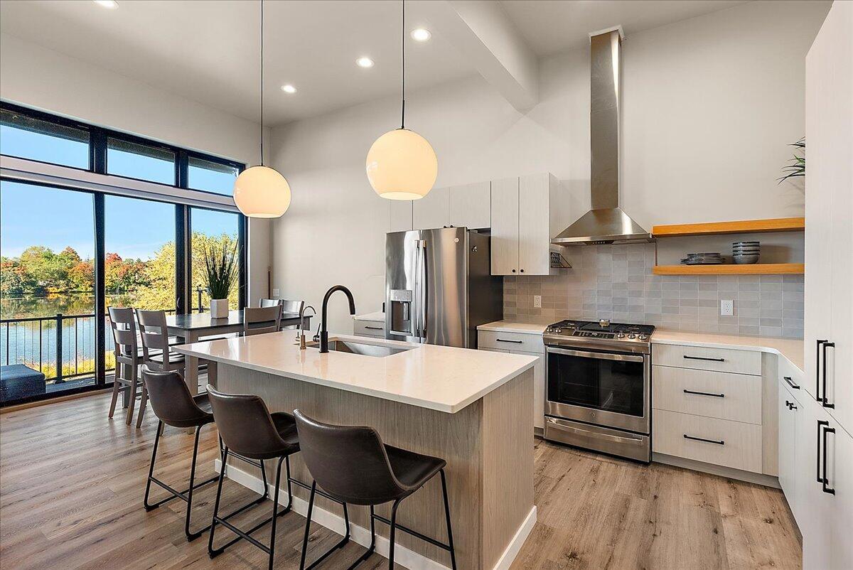 220 King Street, Unit 10 Lowell, MI 49331 - Photo 2 of 19 34-220 King St #10, Lowell, MI-34