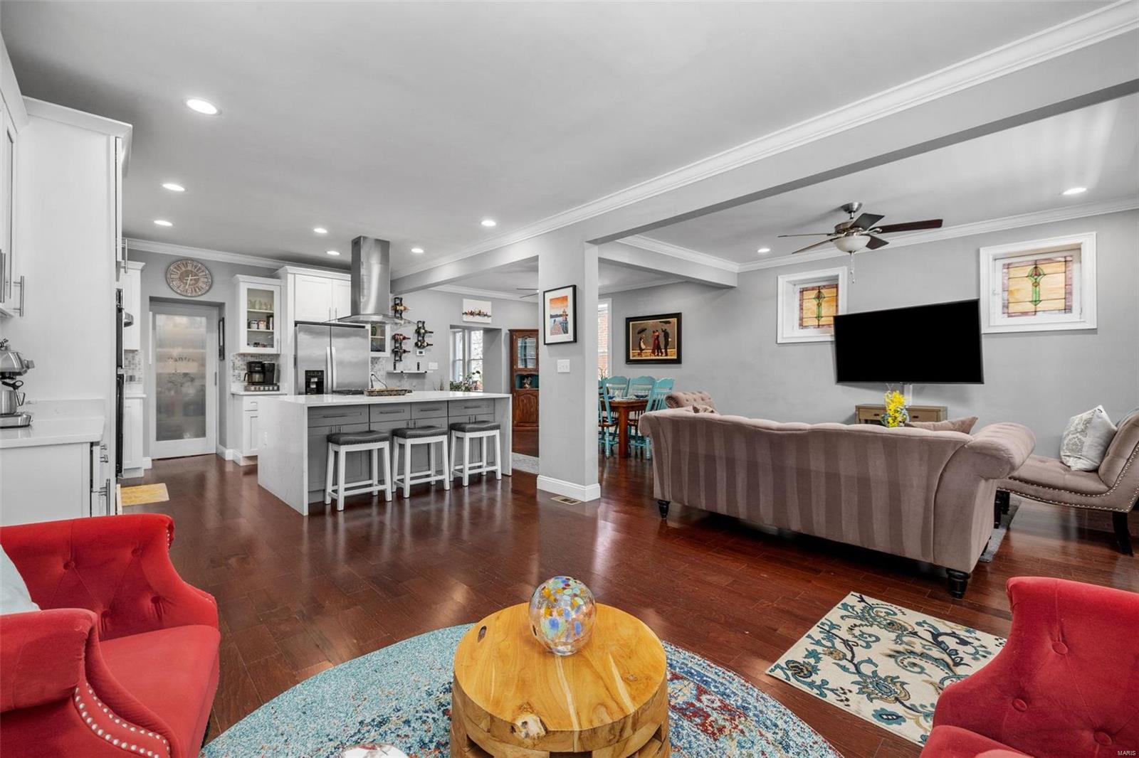 5327 Reber Place St. Louis, MO 63139 - Photo 9 of 63