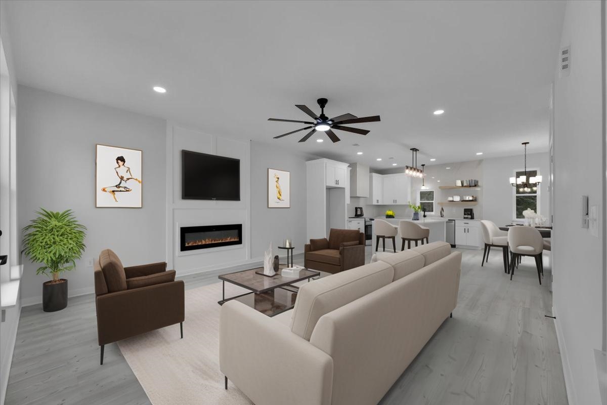 218 Riverbreeze Road Greenville, SC 29611 - Photo 4 of 31 Gallery Image 4