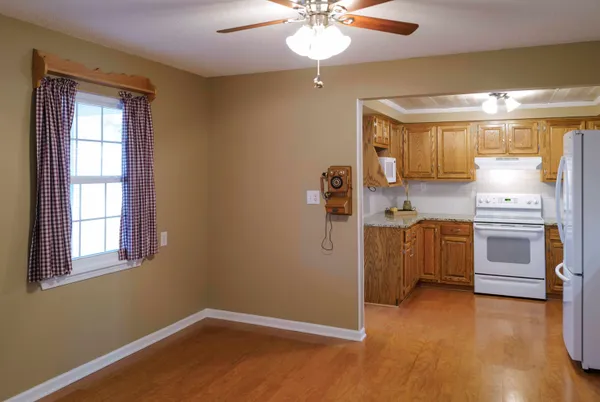 $2,400 | 8693 Arbutus Drive, Hixson, TN 37343