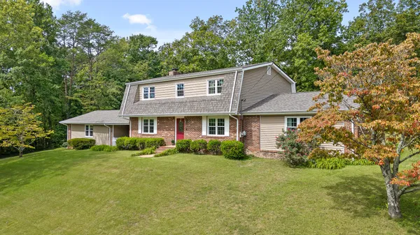 $2,400 | 8693 Arbutus Drive, Hixson, TN 37343