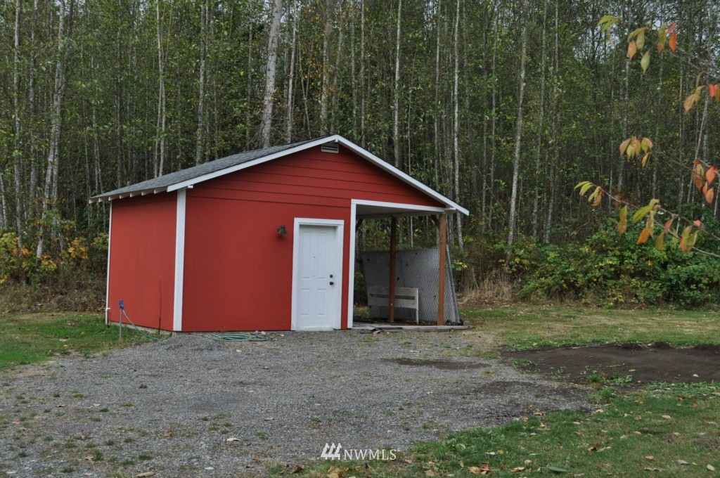 5205 Olson Road Ferndale, WA 98248 - Photo 8 of 10