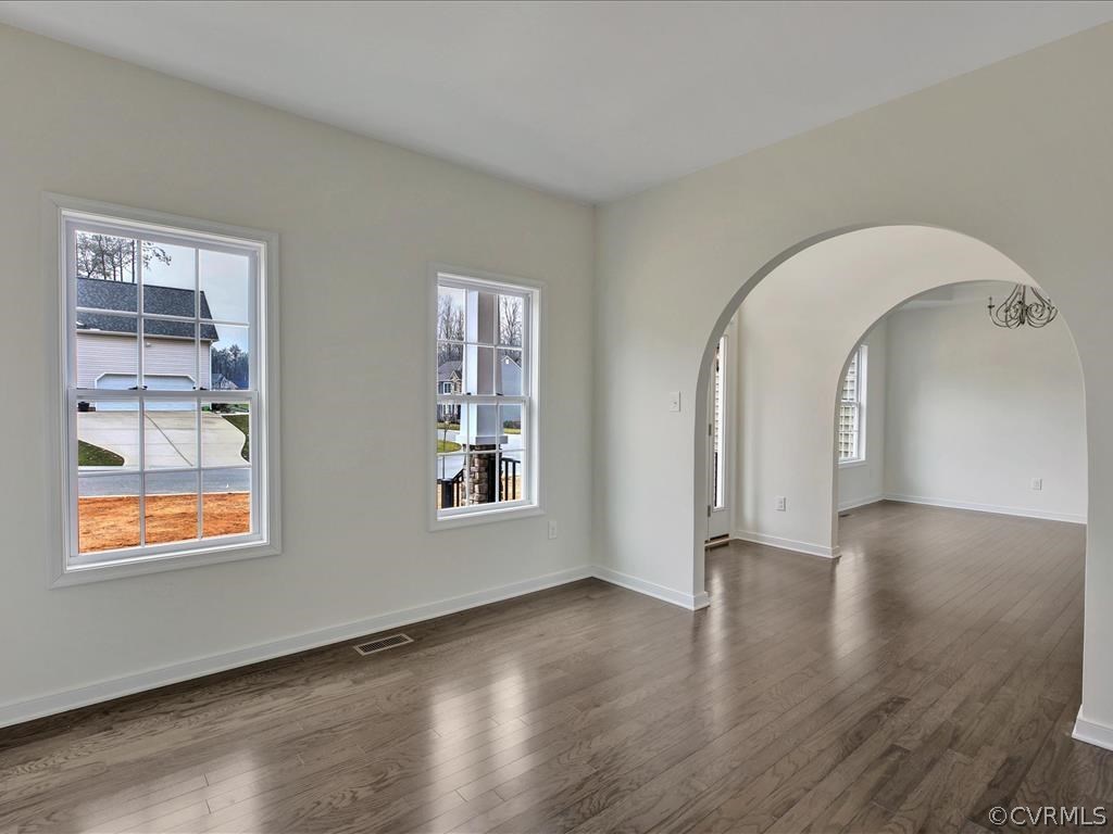 11000 Avening Road Midlothian, VA 23112 - Photo 4 of 29 Gallery Image 4