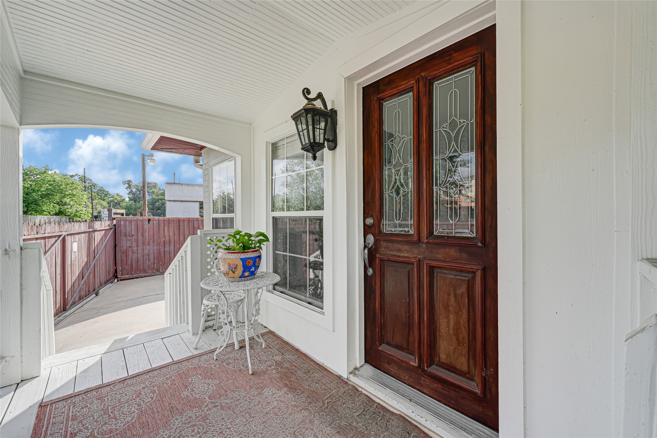 2809 Tooke Street Houston, TX 77023 - Photo 3 of 50