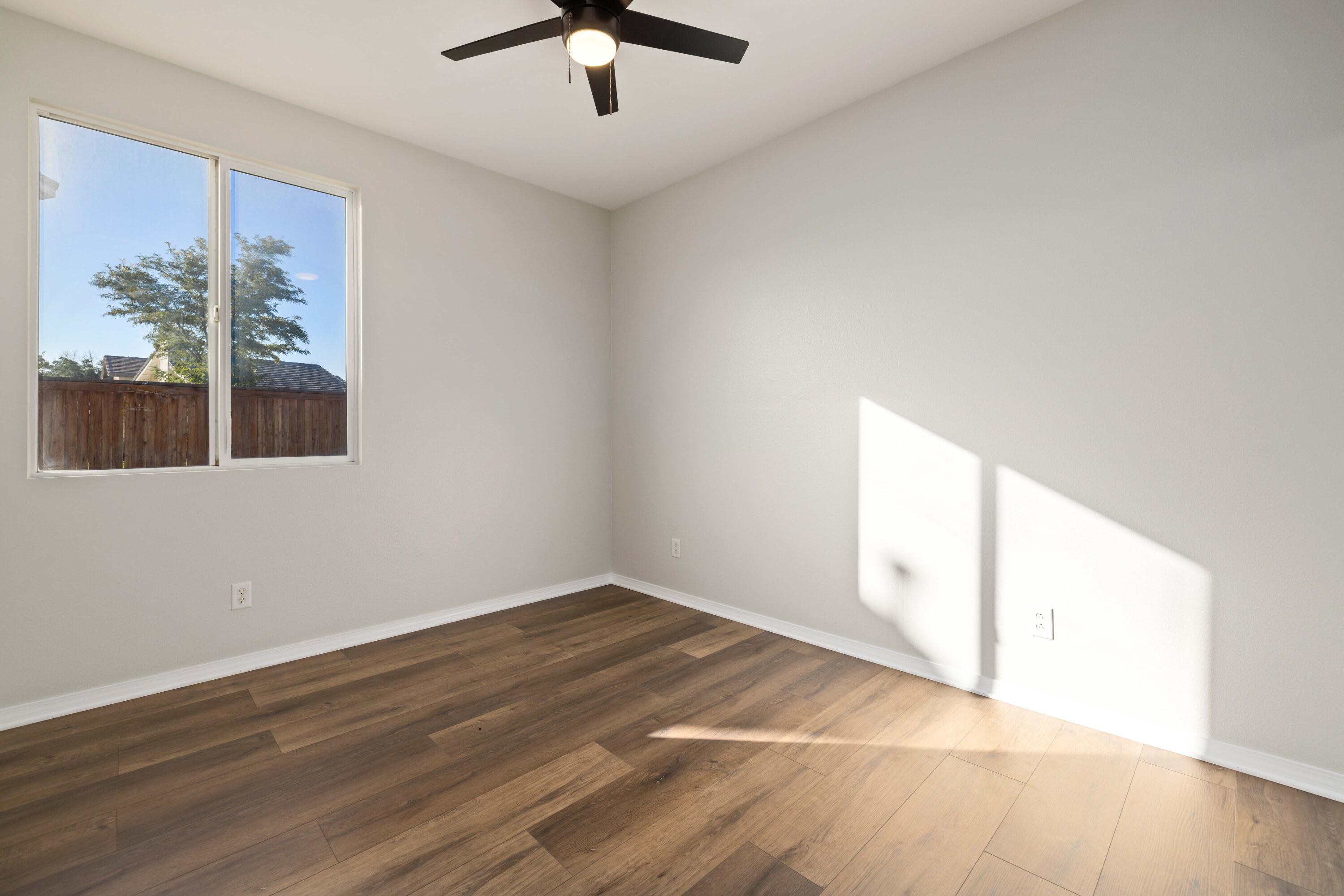 3439 Quiet Splendor Court Rosamond, CA 93560 - Photo 24 of 40 3439 Quiet Splendor Ct-25