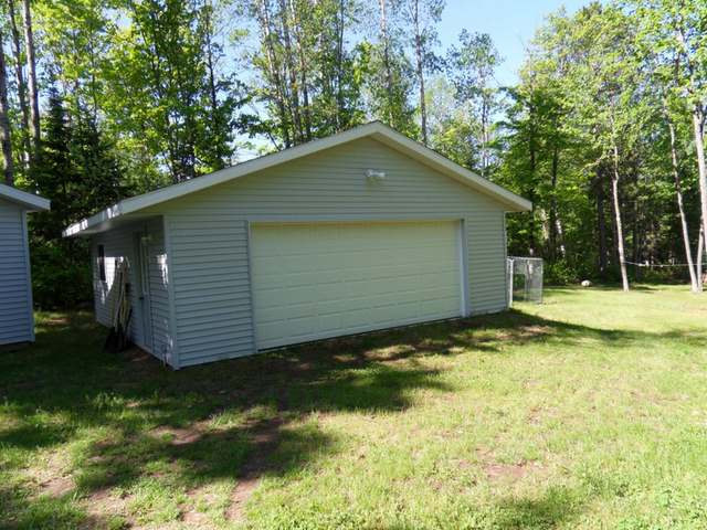 5707 Justin Lane Rhinelander, WI 54501 - Photo 2 of 12 Gallery Image 2