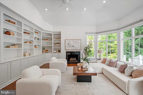 $2,695,000 | 8413 Rapley Ridge Lane, Potomac, MD 20854