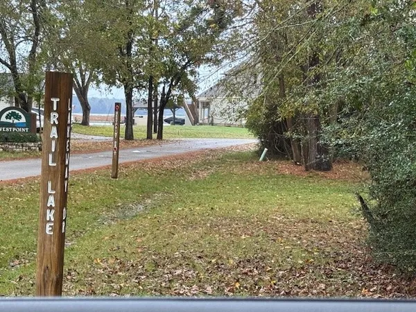 $2,000 | 10 Trail Lake, Trinity, TX 75862