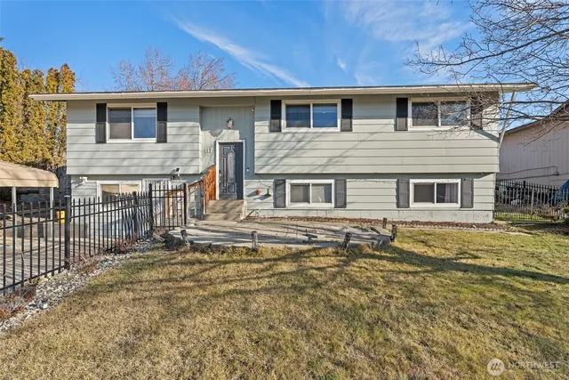 $525,000 | 117 Ridgemont Drive, East Wenatchee, WA 98802