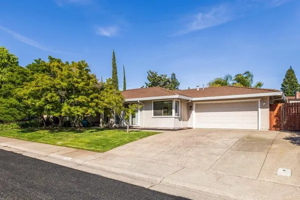 $659,000 | 1902 Larkin Drive, Roseville, CA 95661