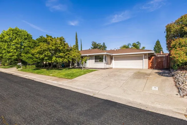 $659,000 | 1902 Larkin Drive, Roseville, CA 95661