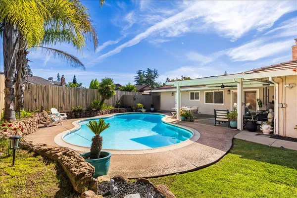 $659,000 | 1902 Larkin Drive, Roseville, CA 95661