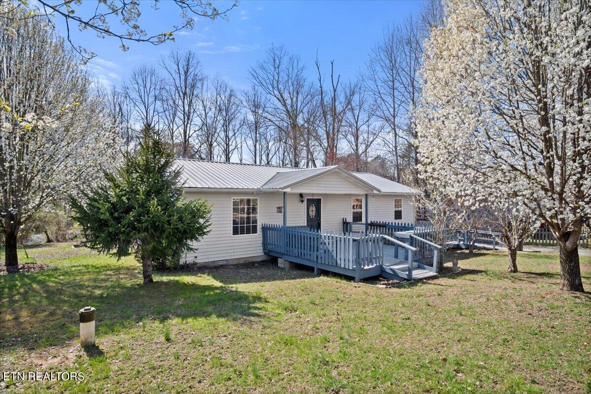 100 Houston Avenue Oak Ridge, TN 37830 - Photo 1 of 30 01-Exterior
