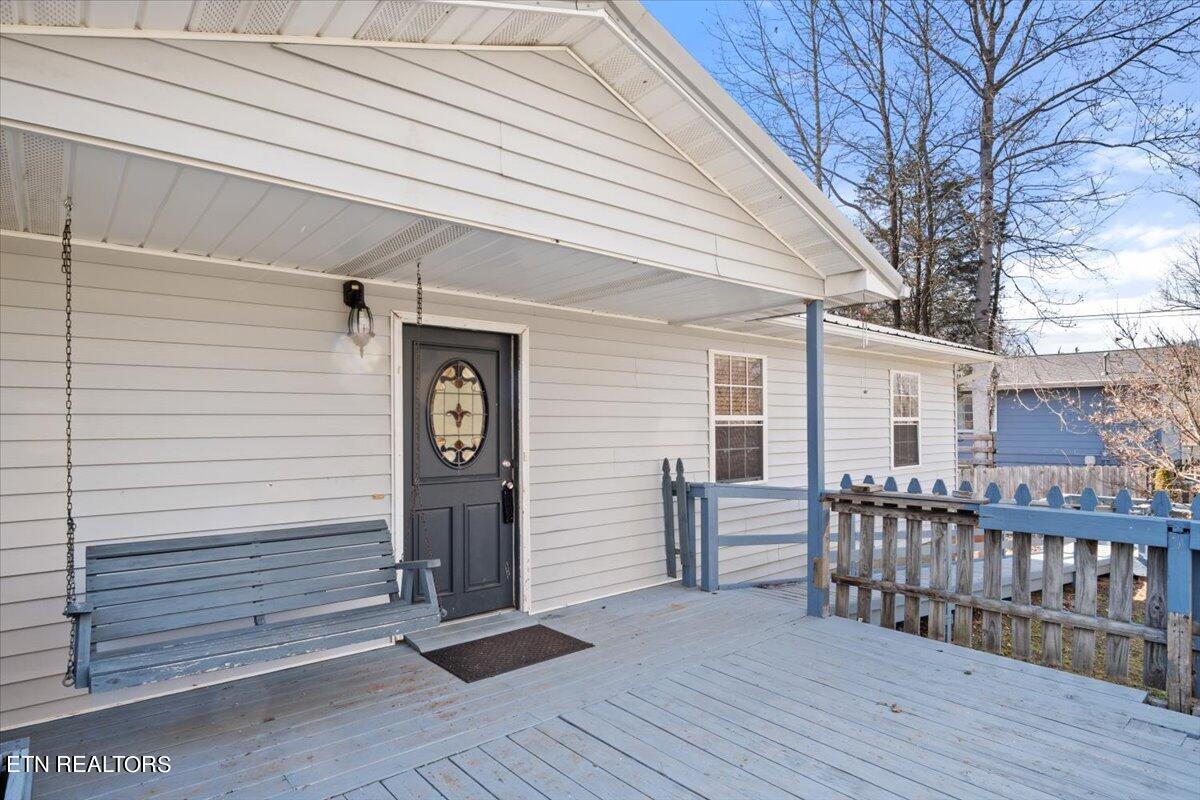 100 Houston Avenue Oak Ridge, TN 37830 - Photo 20 of 30 20-Exterior
