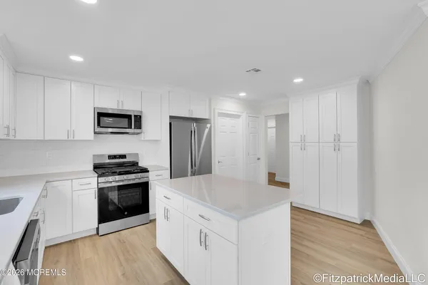 $534,999 | 10 Vernon Court, Brick, NJ 08724