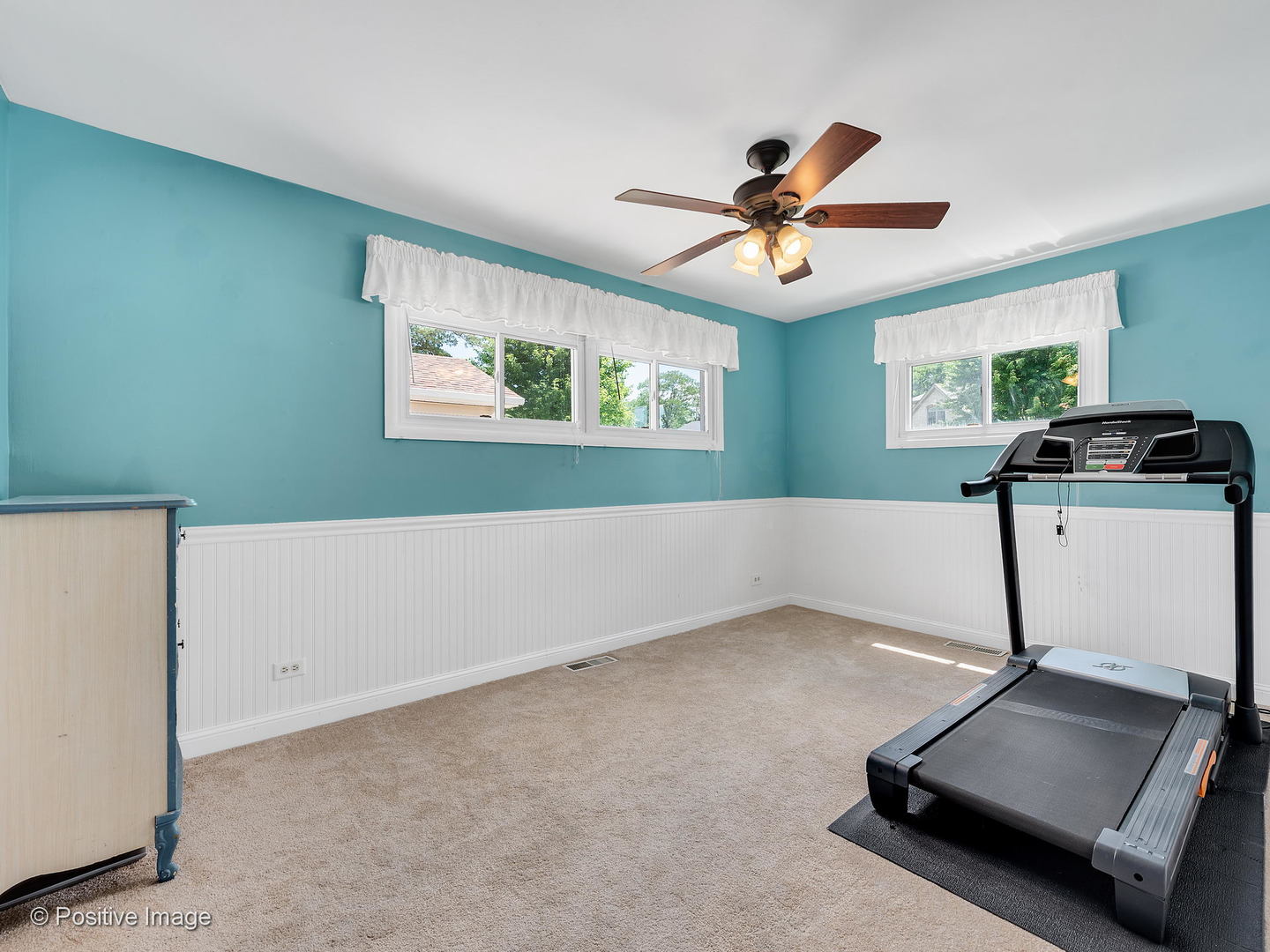 521 Ranch Road Wheaton, IL 60187 - Photo 15 of 22 a view of a room with gym equipment