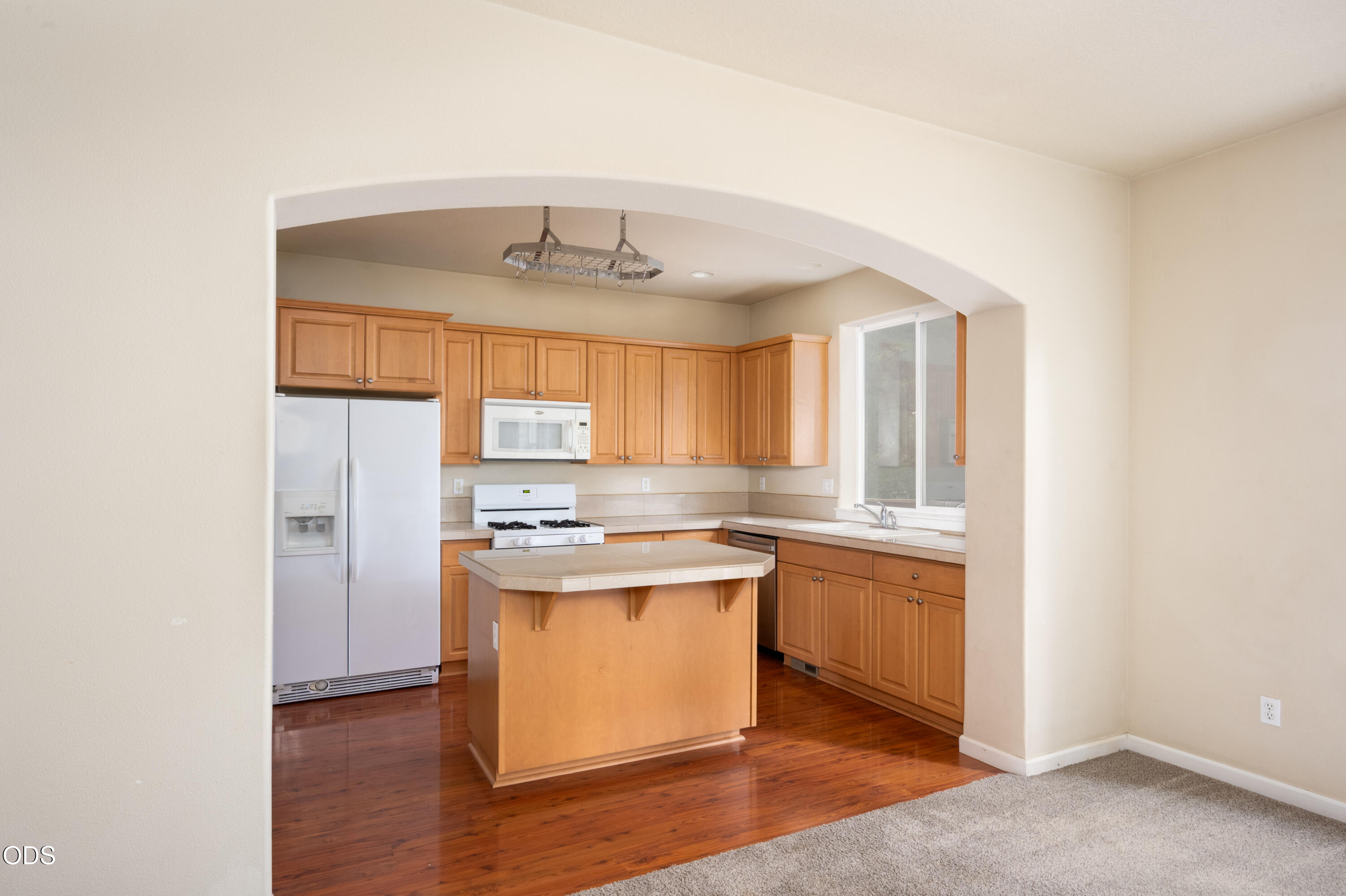 61506 Tall Tree Court Bend, OR 97702 - Photo 9 of 37
