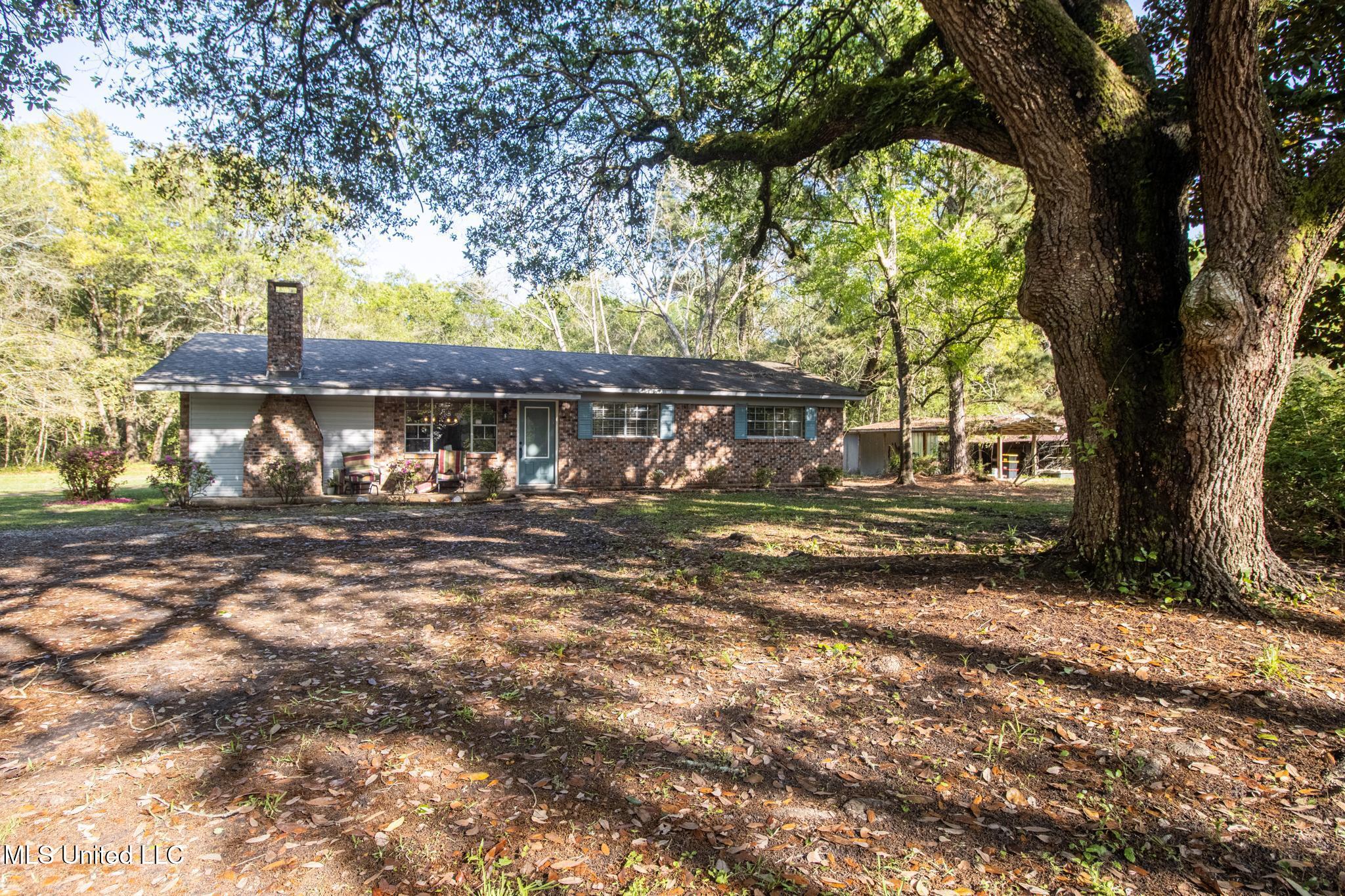 1620 Cedar Point Road Gautier, MS 39553 - Photo 1 of 11 gs-21