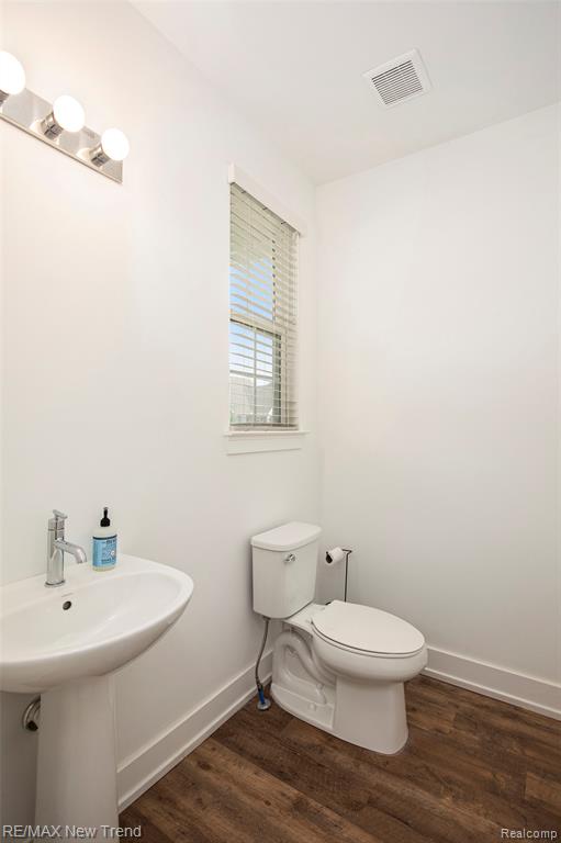 2511 Massoit Road Royal Oak, MI 48073 - Photo 19 of 39
