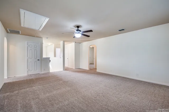 $2,850 | 503 Wildgrove Lane, San Antonio, TX 78258