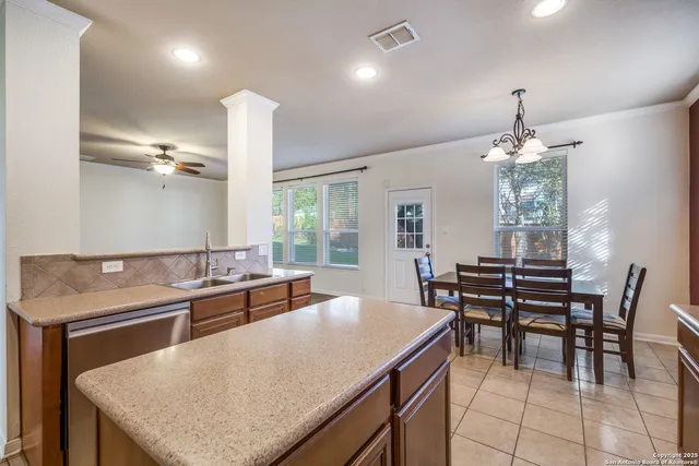 $2,850 | 503 Wildgrove Lane, San Antonio, TX 78258