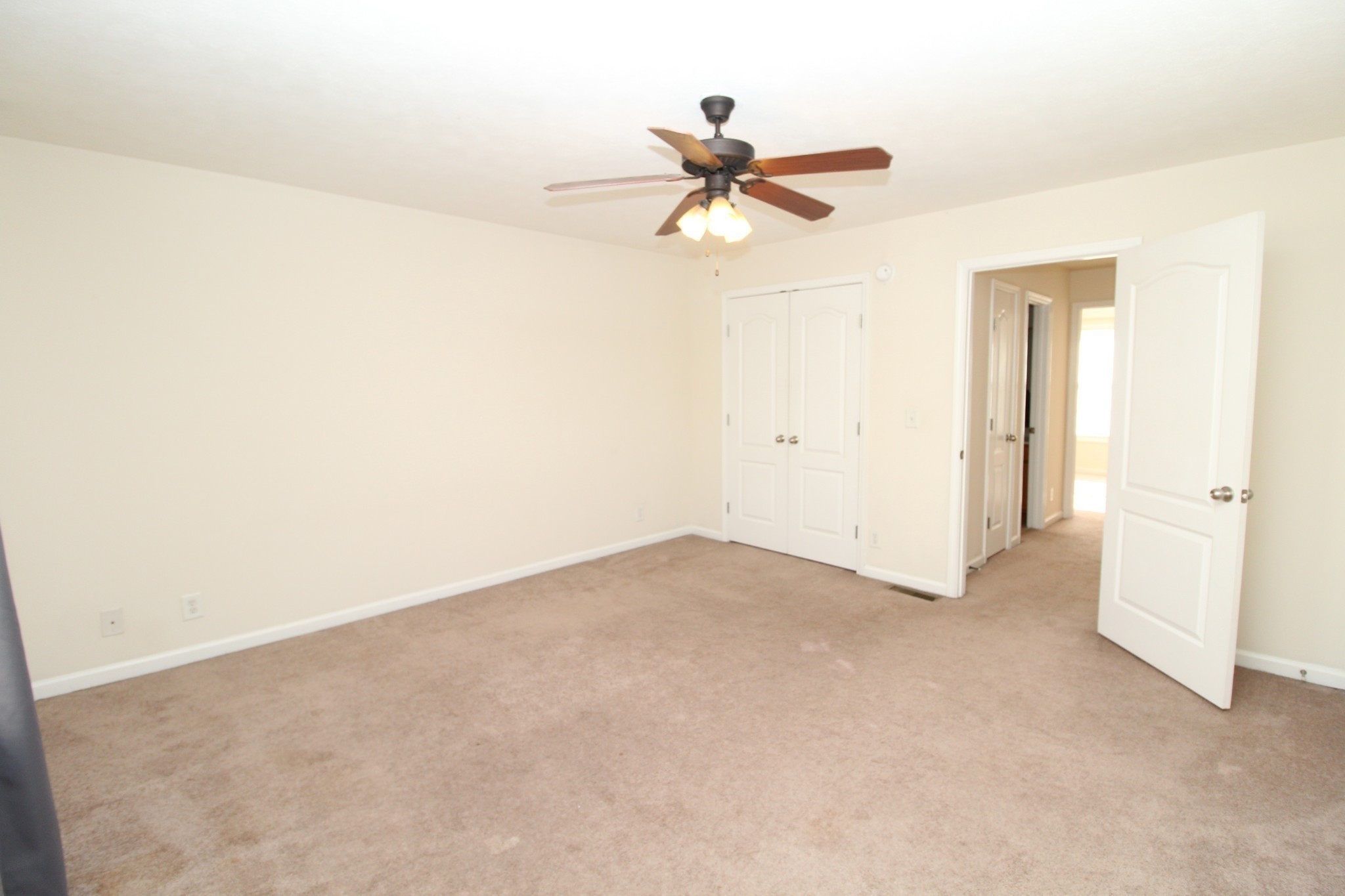 2300 Raleigh Court, Unit 3 Clarksville, TN 37043 - Photo 5 of 7
