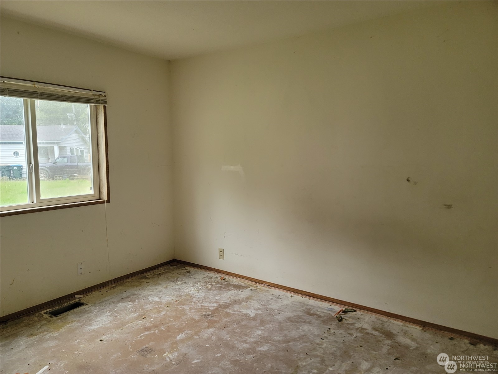 120 Wennassee Loop Silver Creek, WA 98585 - Photo 14 of 23 a view of an empty room with a window