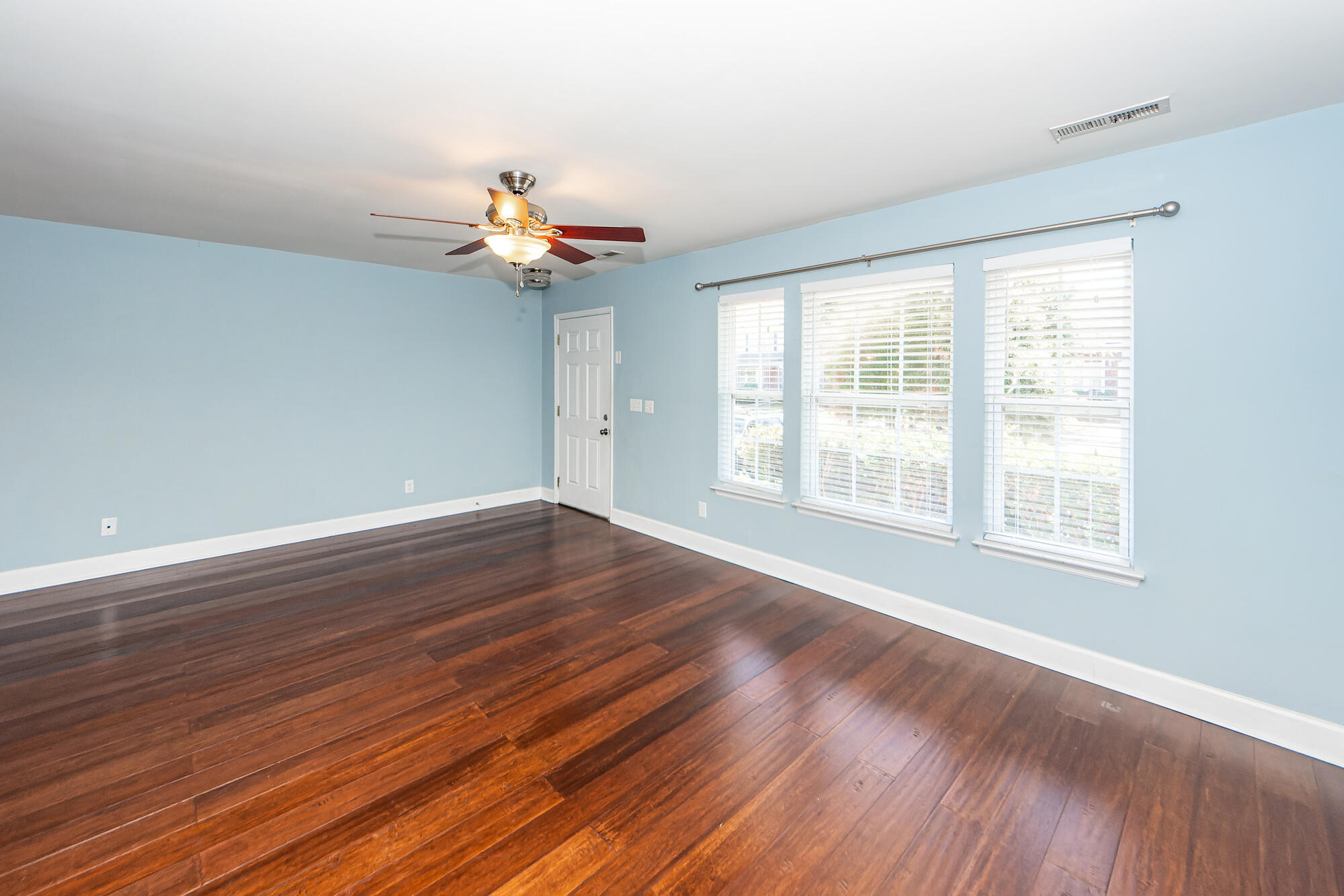 481 Doane Way Wando, SC 29492 - Photo 6 of 45 05