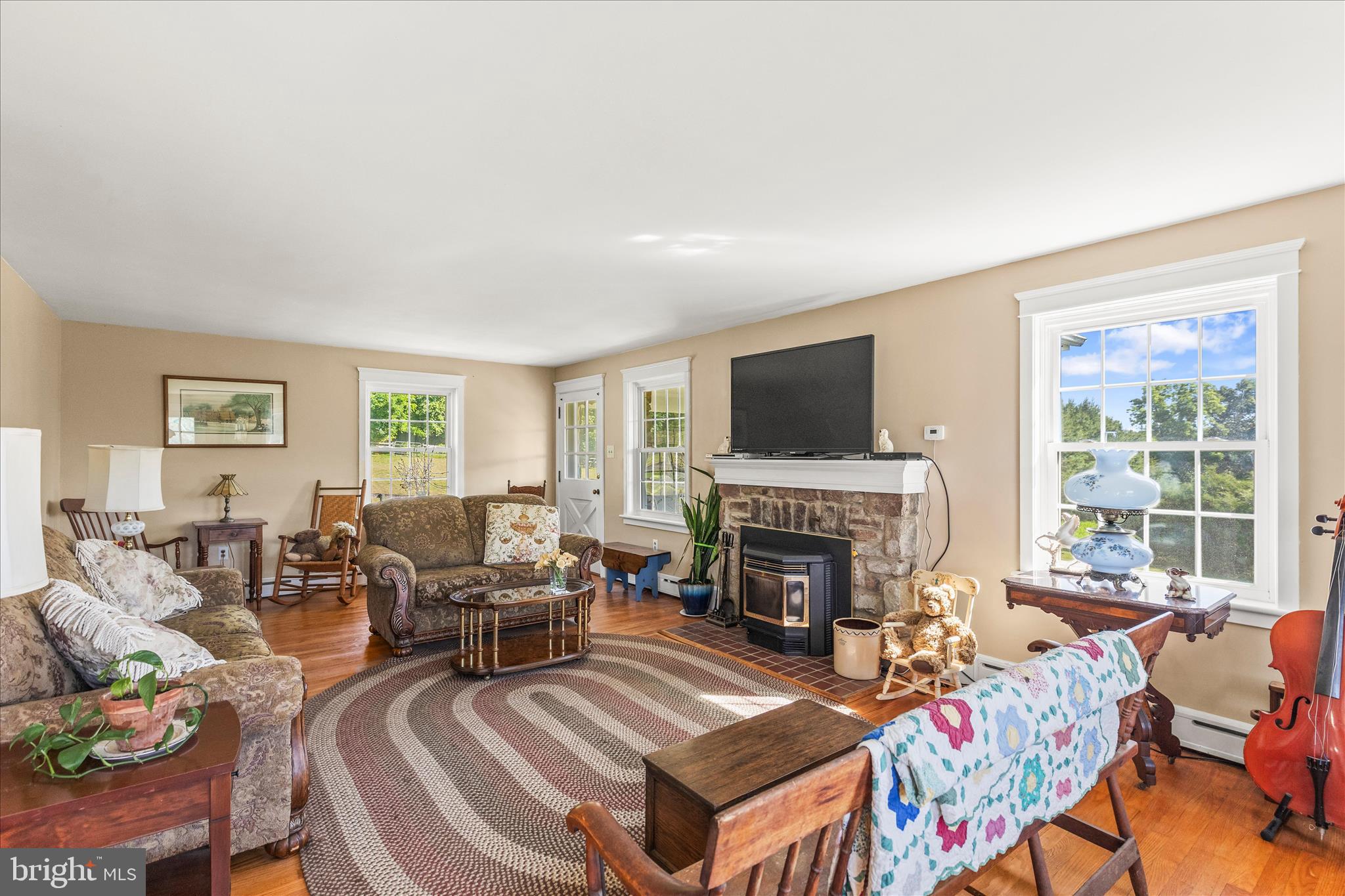 1974 Meadow Lane Spring Grove, PA 17362 - Photo 27 of 56 Living Room