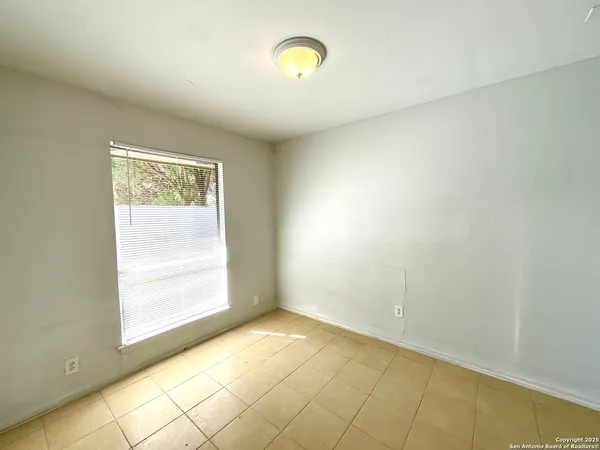 $1,099 | 7237 Glen Bay Drive, San Antonio, TX 78239