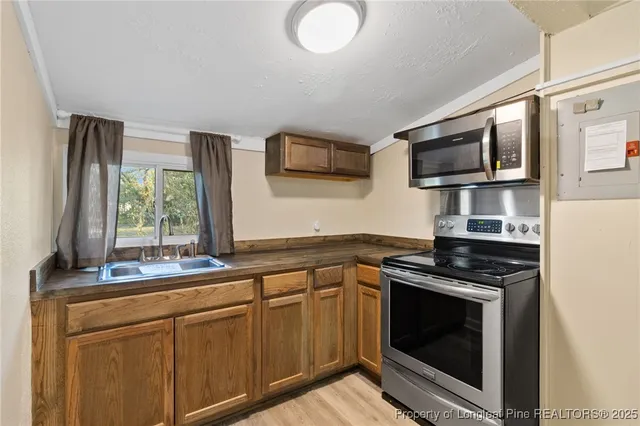 $119,900 | 511 Eva Circle, Spring Lake, NC 28390