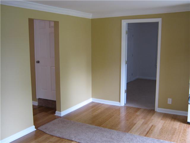 3601 Hydes Ferry Road Nashville, TN 37218 - Photo 14 of 17 View of living room.