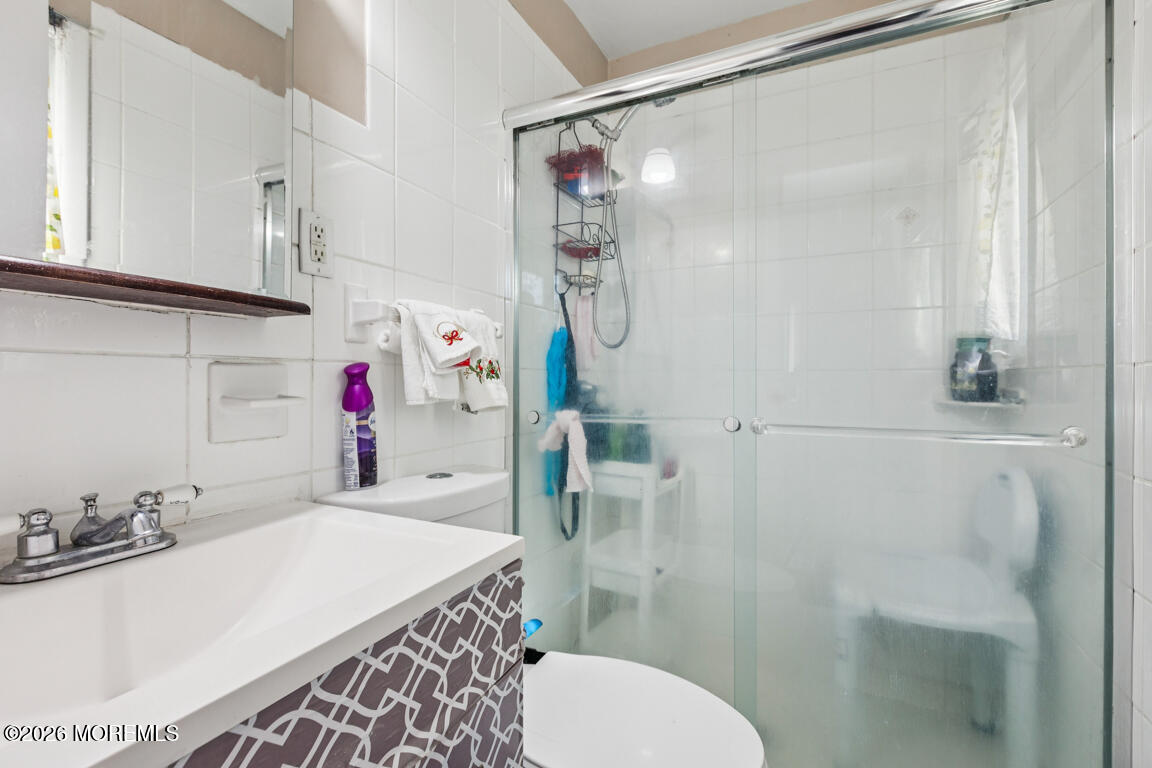 183 Pine Brook Road Manalapan, NJ 07726 - Photo 16 of 25 16