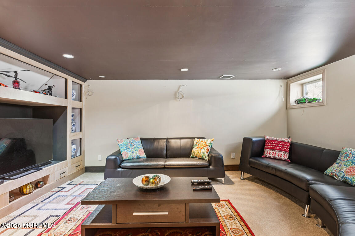 183 Pine Brook Road Manalapan, NJ 07726 - Photo 20 of 25 20