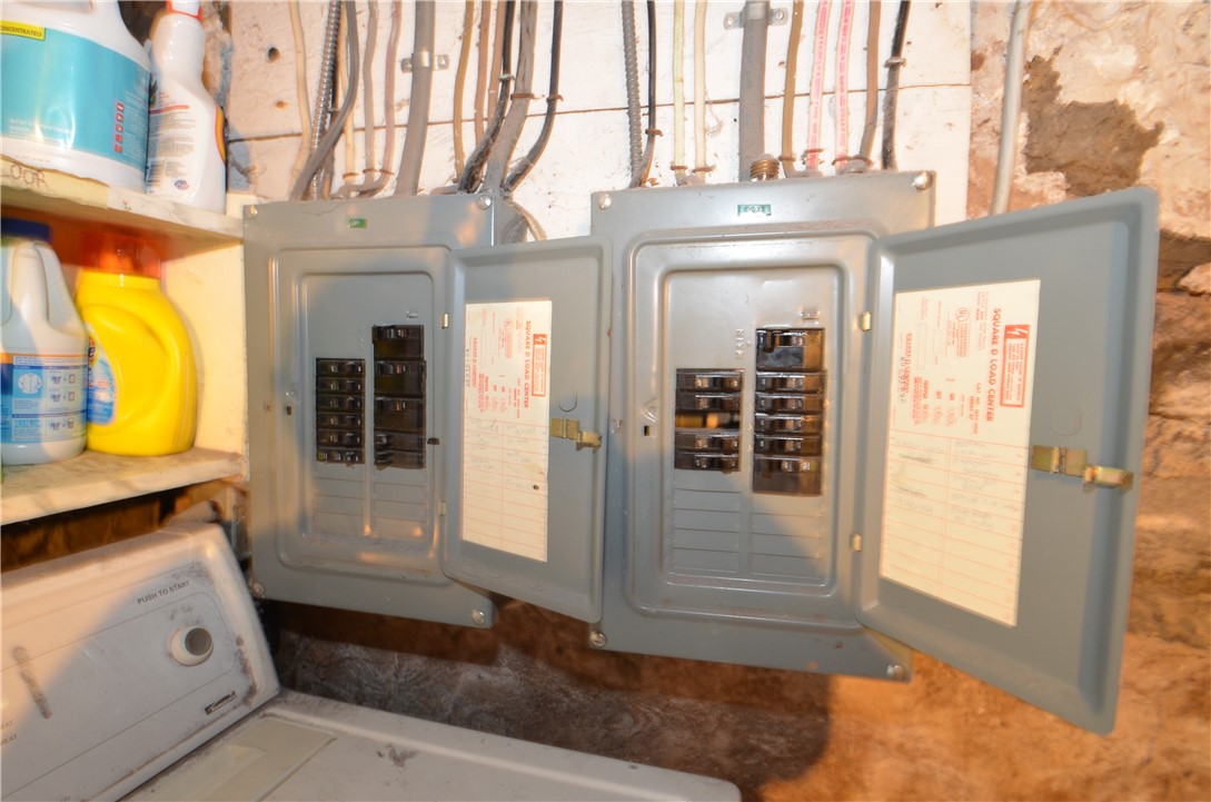 167 Rosedale Street Rochester, NY 14620 - Photo 25 of 46