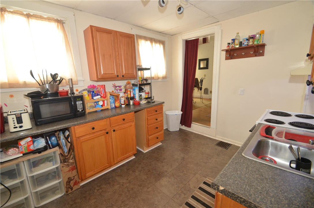 167 Rosedale Street Rochester, NY 14620 - Photo 33 of 46